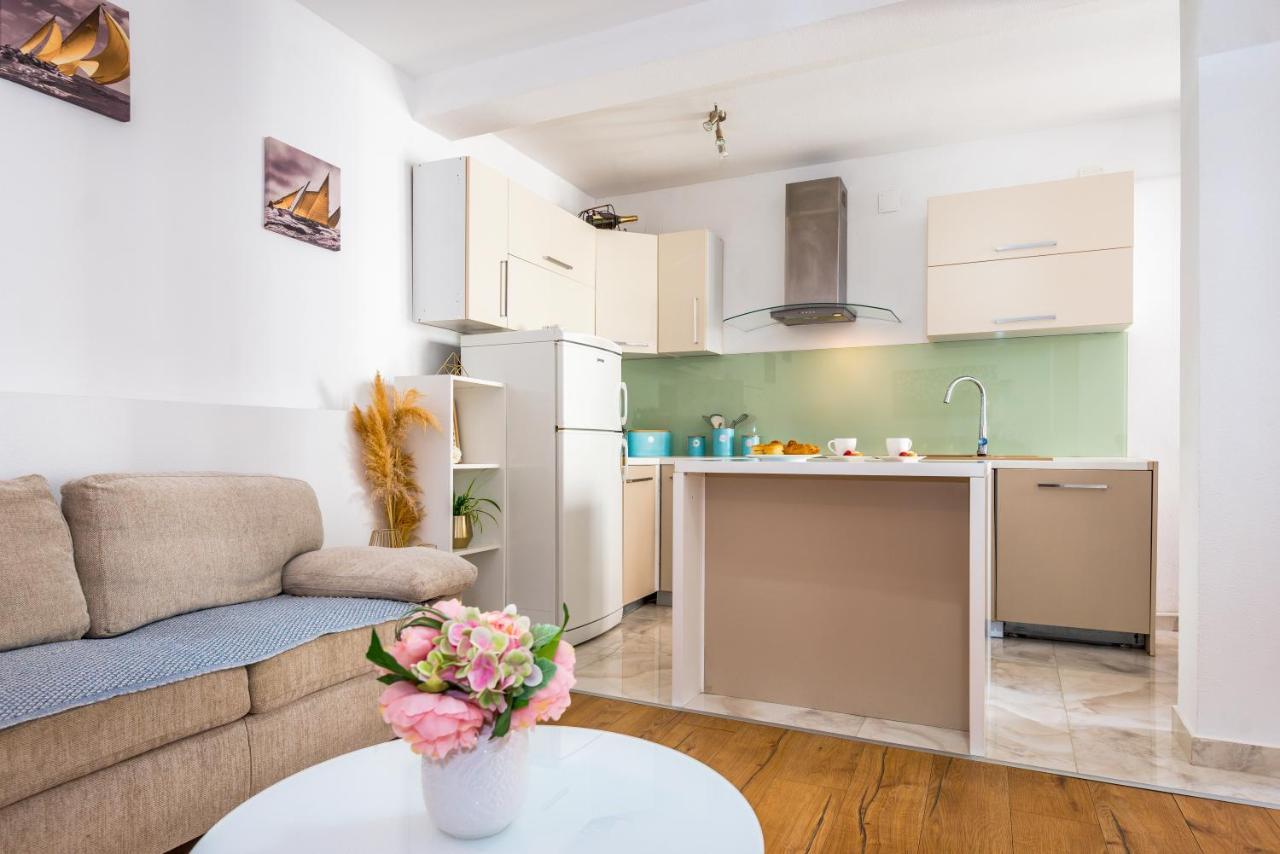 Appartamento Nautica Šibenik Esterno foto